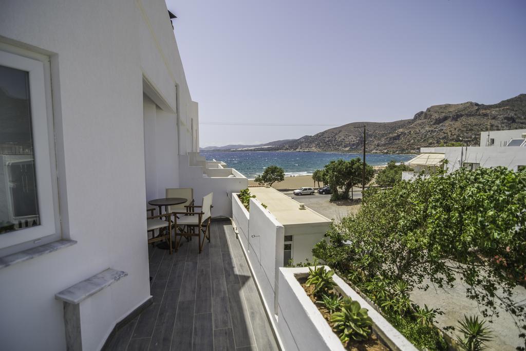 Pal Beach Paleochora Buitenkant foto